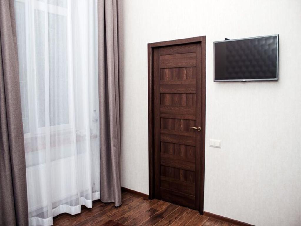 Apartment In The City Center In The House With Atlantes โอเดสซา ภายนอก รูปภาพ